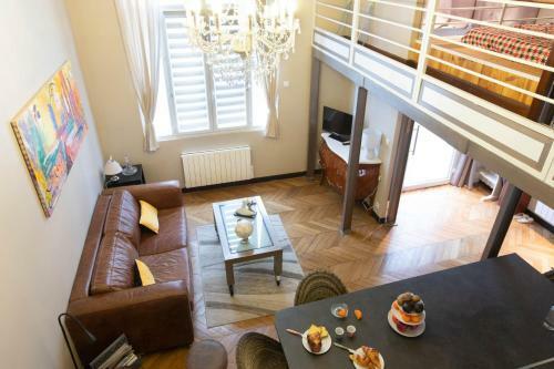 Apartamento R-seven - Cosy - Bien Situ�