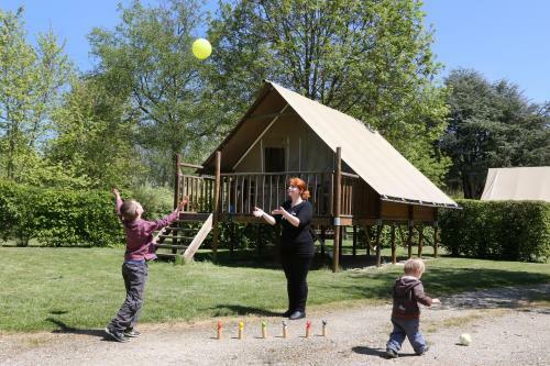 Camping Le Nid Du Parc