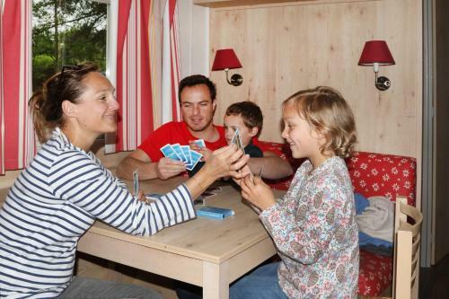 Camping Le Nid Du Parc
