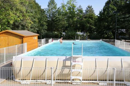 Camping Le Nid Du Parc