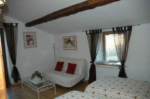 Bed & Breakfast Chambres D'h�tes La Hulotte