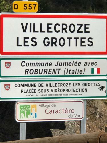 Les Arcades