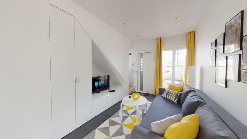 Paris House