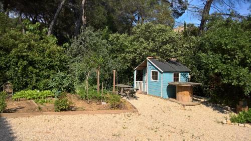 Hostal Maison D'h�tes Les Jardinettes En Luberon