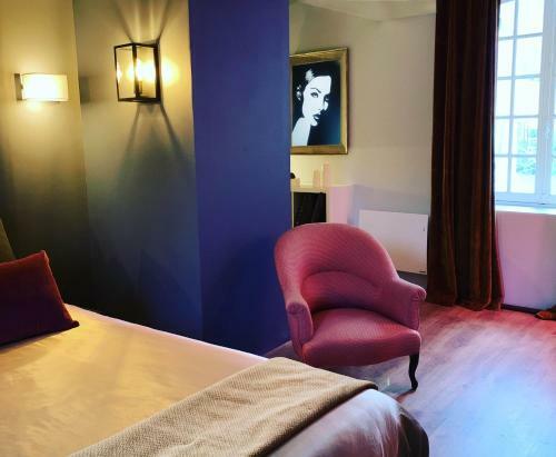 Hostal Domaine Du Mesnil Ponceau & Spa