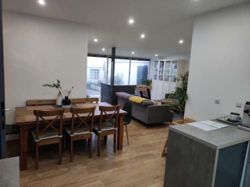 Maisonette Chaleureuse de 75 M�, Proche de Paris.