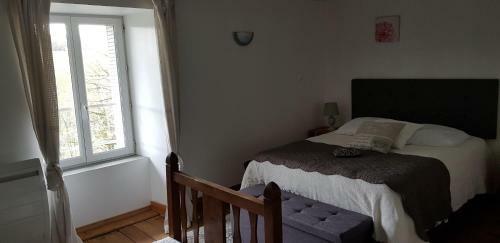 G�te 2 Du Ch�teau de Feschaux