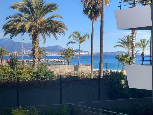 Apartment Sea Side Rooftop Swimming Pool Between Antibes And Nice