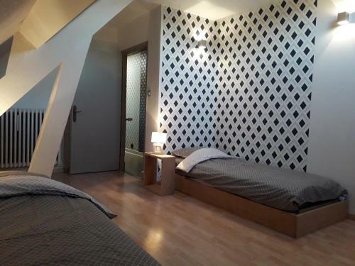 G�te Pour 8 - Axe Sedan Charleville