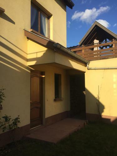 Hostal Grande Chambre Climatis�e Chez Xavier