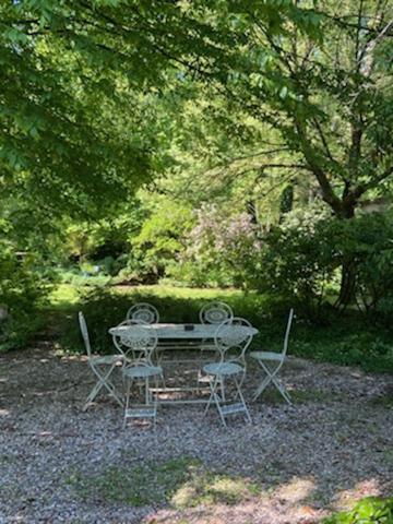 Hostal Les Insolites
