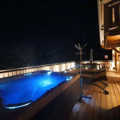 Nouveau Chalet M.meta 12 Pers Sauna,jacuzzi,billard