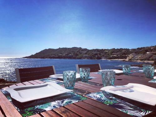 Villa Pieds Dans L'eau Avec Acc�s Mer