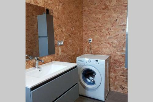 St Jean de Crots, Wifi, Tv, Machine � Laver.