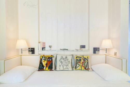 Hotel La Co(O)rniche