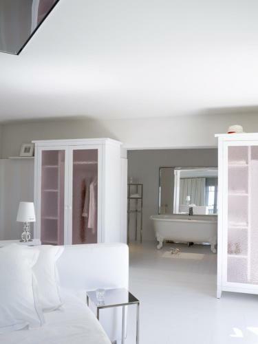 Hotel La Co(O)rniche