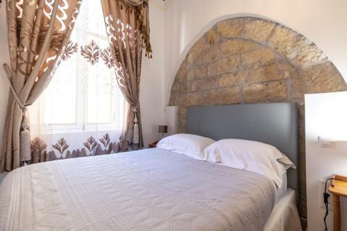 Hostal Studio Familial Maison de L'�glise Du Couvent