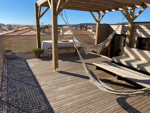 La Cabane Sur Le Toit