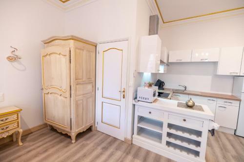 Hostal Studio Du Maire Maison de L'�glise Du Couvent