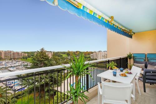 Apartamento Marine Royale Yourhosthelper