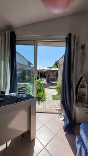 Dans Un Jardin Bb Et Jacuzzi