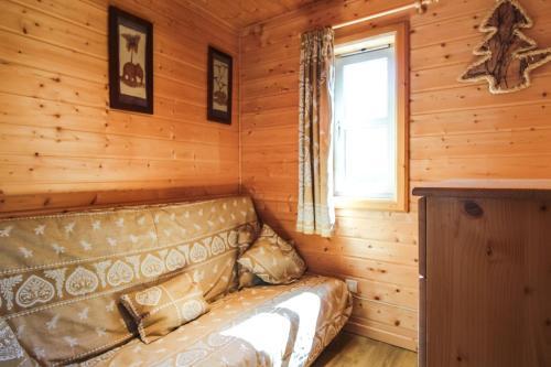 Charming 4-bedroom Ski Chalet With Terrace