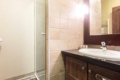 Apartamento Arc 1950 2bdrm 6/8 Guests Ski-in/out Pool+jacuzzi