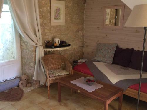 Hostal Chambres D'h�tes La Licorne