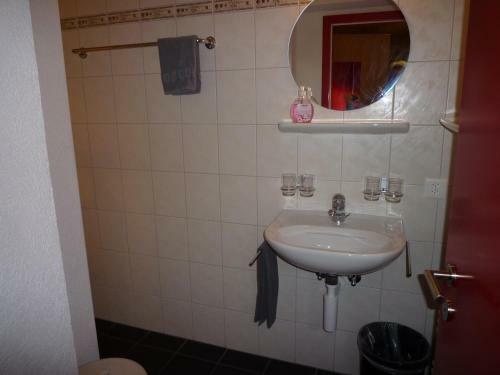 Hostal Esther's Guesthouse