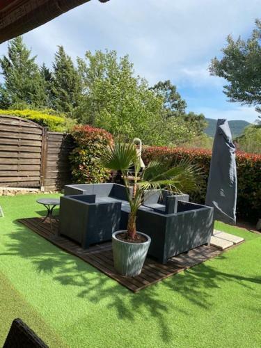 Mazet 6 Pers. (Piscine) 20 Mn de Frejus/st Maxime