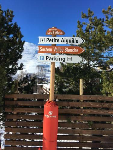 Apartamento Les Chalets D'or 2 Chambres Separees Et Parking