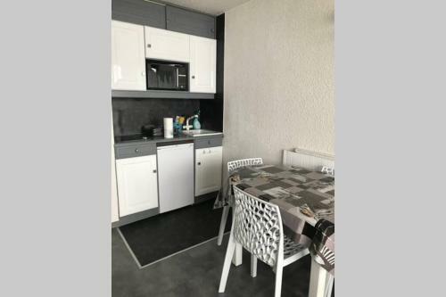 Apartamento Studio Aux Menuires Sur Les Pistes. Le Brelin