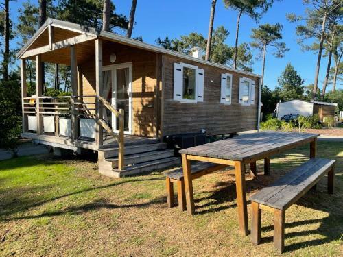 Une Cabane � Claouey