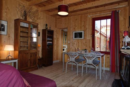 Idyllic Chalet Right Near The Dunes In Cap Ferret