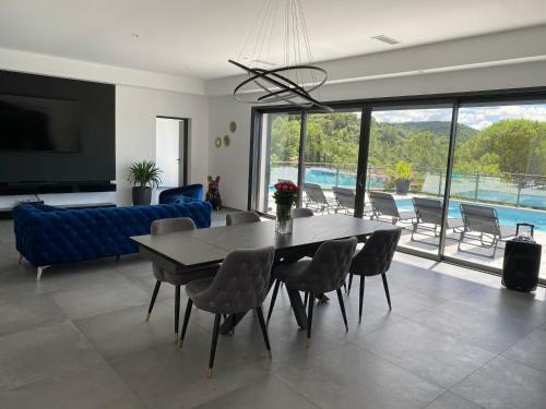 Villa Avec Vue Panoramique Sur Les C�vennes
