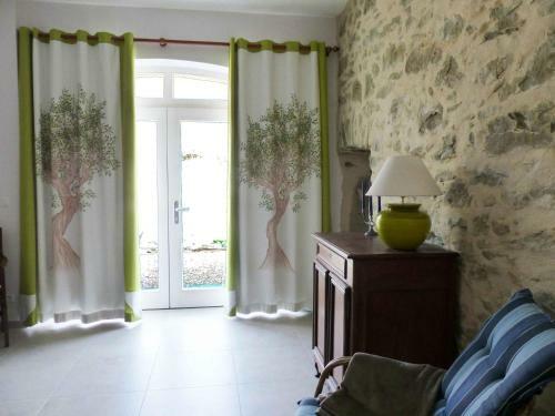 Hostal L ' Amiradou