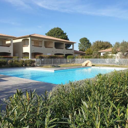 Rez de Jardin Climatise - 2 Min Plage - Piscine