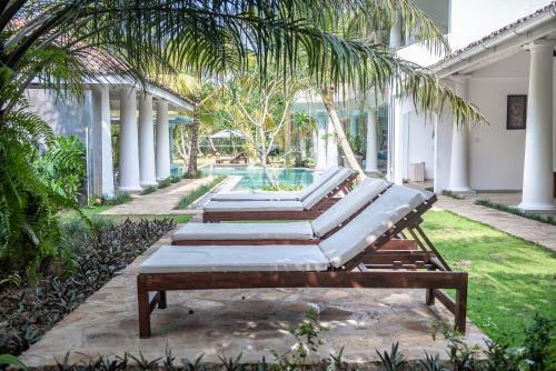 Bed & Breakfast Good Story Nirbana
