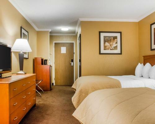 Hotel Quality Inn & Suites Riverfront Oswego