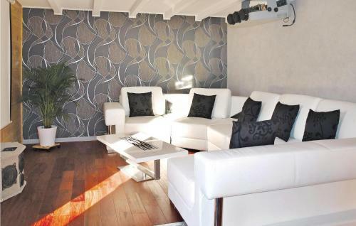Holiday Home Impasse Kervouigen