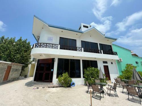 Hostal Beach Walk Villa Maldives
