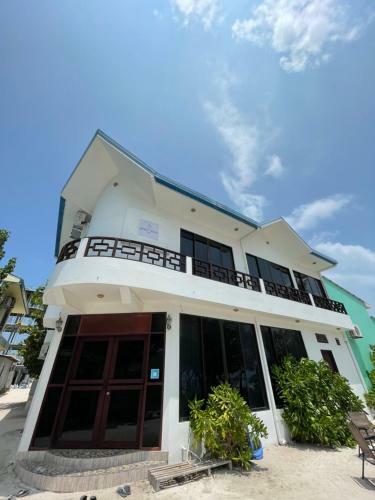 Hostal Beach Walk Villa Maldives