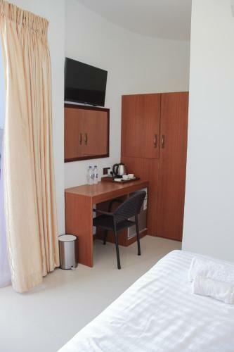 Hostal Beach Walk Villa Maldives