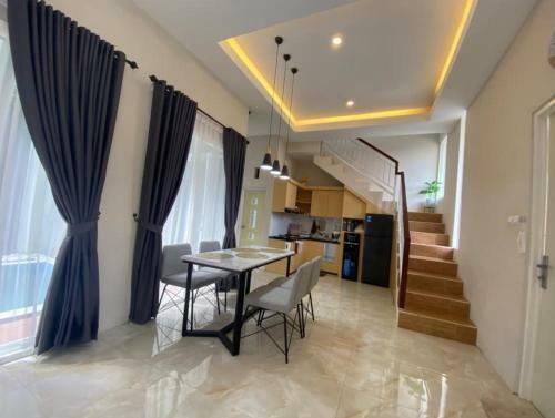 Villa Sunrise Batu