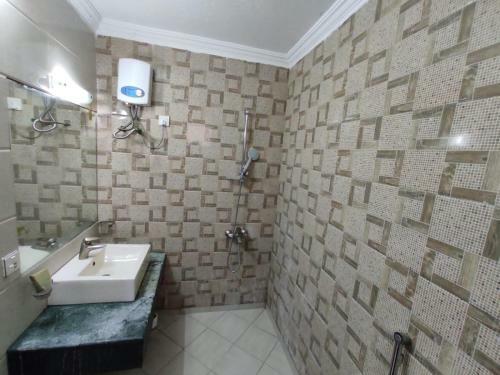 Spacious 2bed Room Apartment