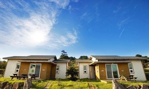 Hotel Jeju Seowoobong Pension