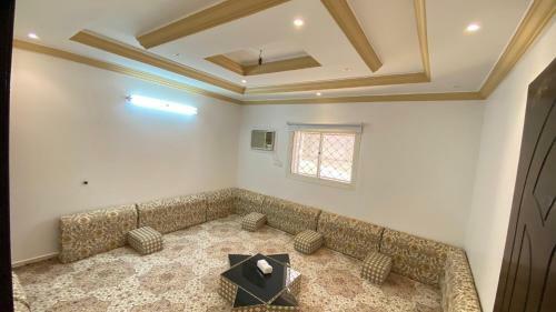 Naser Apartments