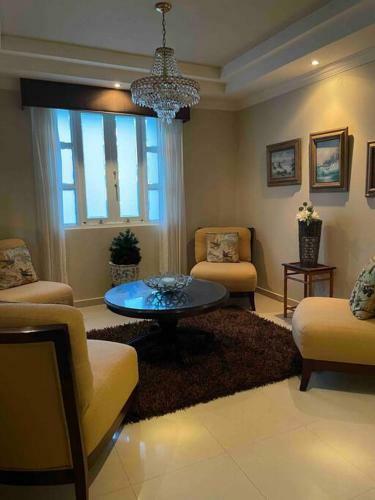 5 Bedrooms With Own Private Pool Gated Community