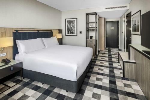 Hotel Doubletree By Hilton Karaka