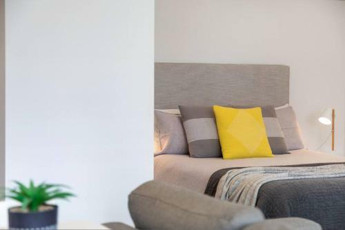 Modern Self-contained Studio Apartment
